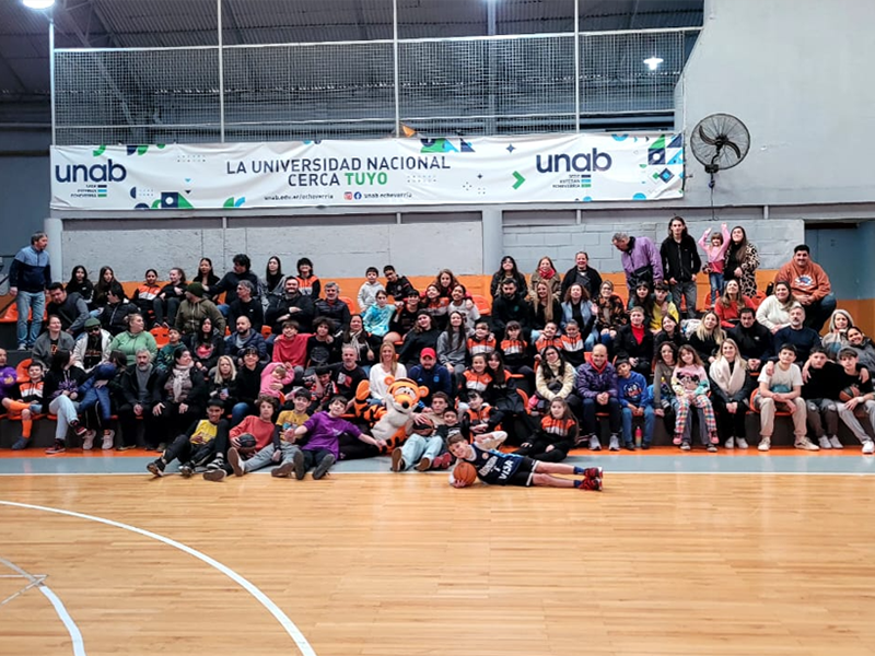 SOCIOS Y AUTORIDADES